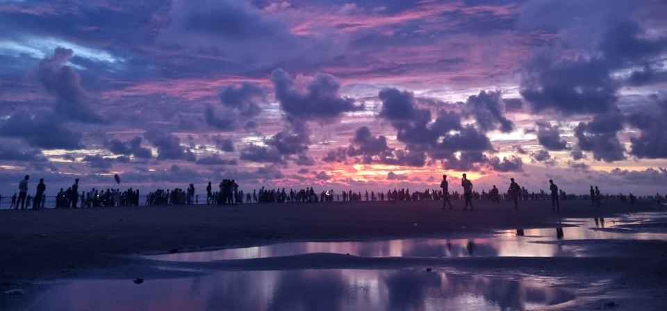 Nature reminds me to stay calm and keep going.Soft waves, blue sky, and peaceful vibes at Cox’s Bazar beach.